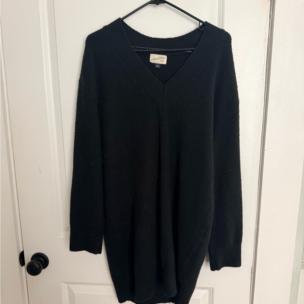 Universal Thread Black V-Neck Women's Sweater dress